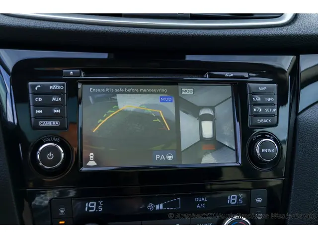 Nissan QASHQAI 1.2 Premier Edition 2014 Benzine 34