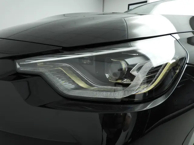 BMW 2 Serie Coupe 230i 2024 Benzine 34