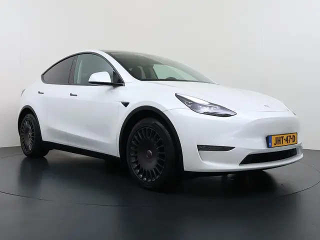 Tesla Model Y Long Range AWD 75 kWh 2022 Elektrisch 2