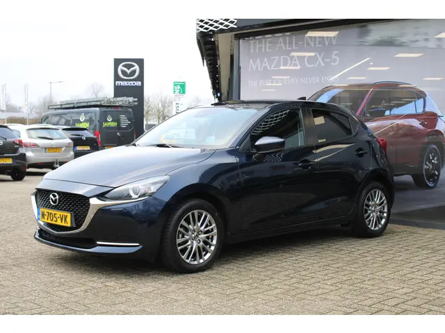 Mazda 2 1.5 Skyactiv-G Luxury 2022 Benzine 10