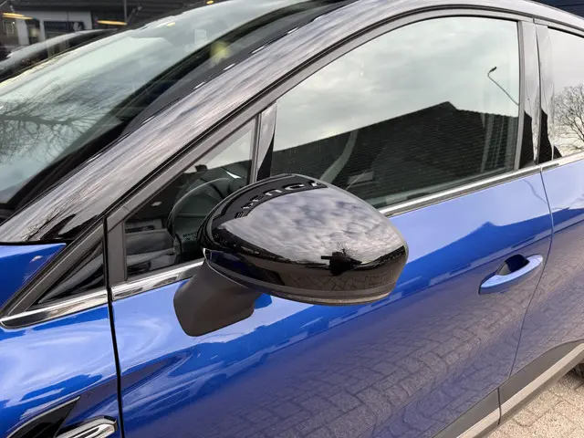 Renault Captur 1.3 TCe 140 PK Intens 2022 Benzine 33