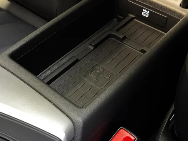 Audi A5 Sportback TFSI S edition 2023 Hybride Benzine 34