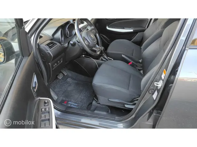 Suzuki Swift 1.0 Stijl 2017 Benzine 8