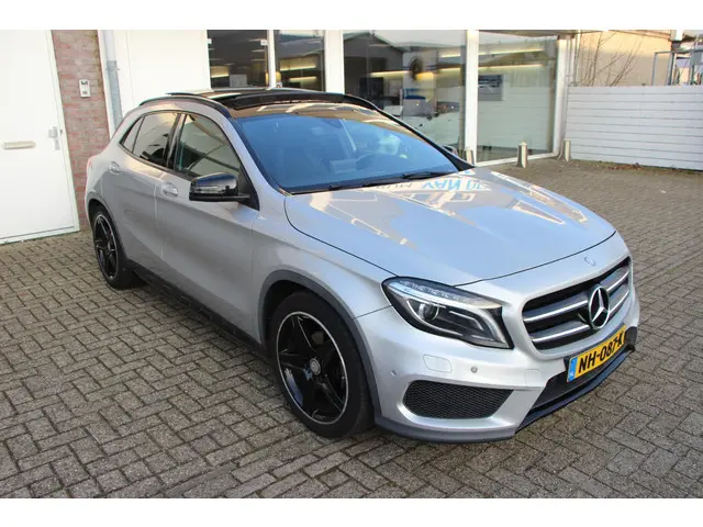 Mercedes-Benz GLA 180 Ambition AMG Line 2017 Benzine 16