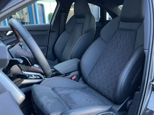 Audi A3 Limousine 35 TFSI 150pk 2024 Hybride Benzine 8