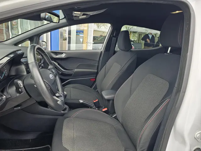 Ford Fiesta 1.0 EcoBoost ST-Line 2018 Benzine 24