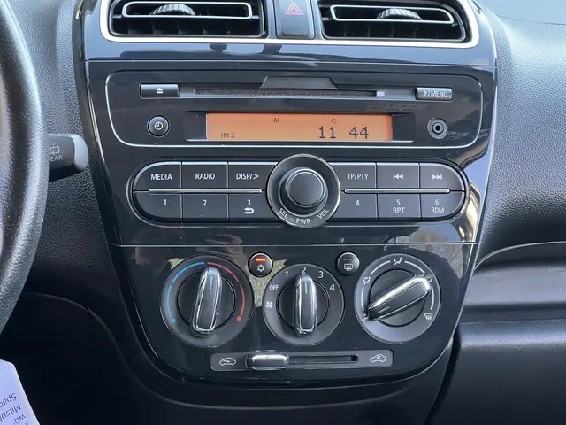 Mitsubishi Space Star 1.2 Connect Pro 2019 Benzine 12