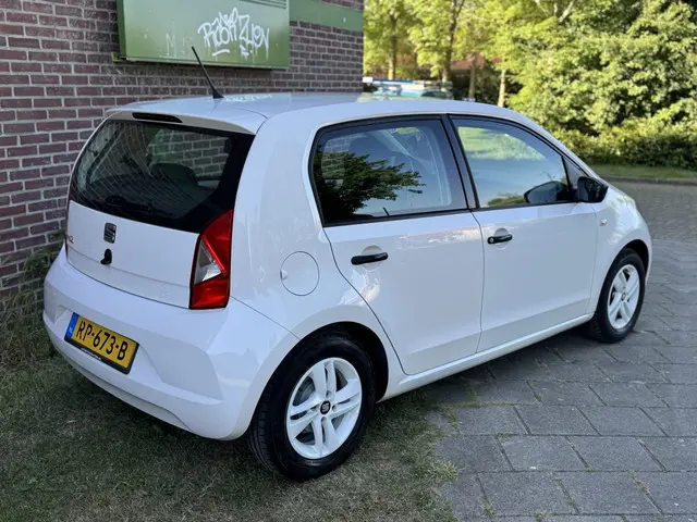 SEAT Mii 1.0 Reference 2018 Benzine 4