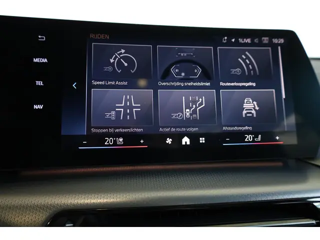 BMW X1 xDrive30e 2025 Hybride Benzine 16