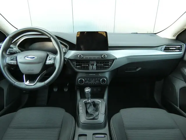 Ford Focus Wagon HELAAS VERKOCHT!!! 2022 Benzine 10
