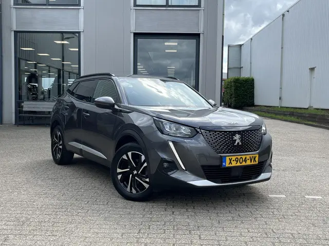 Peugeot 2008 1.2 PureTech Allure Pack 2021 Benzine 13