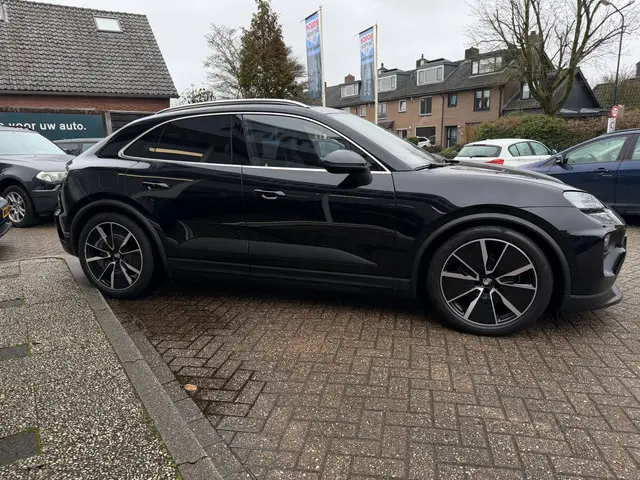Porsche Macan 4 100 kWh 2024 Elektrisch 4