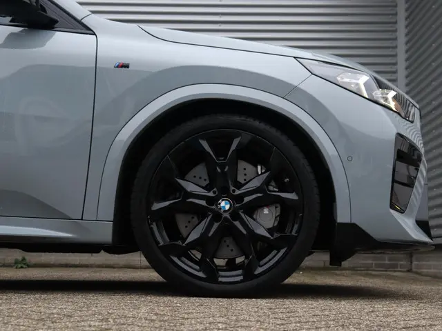 BMW X2 M35i xDrive 2025 Benzine 6