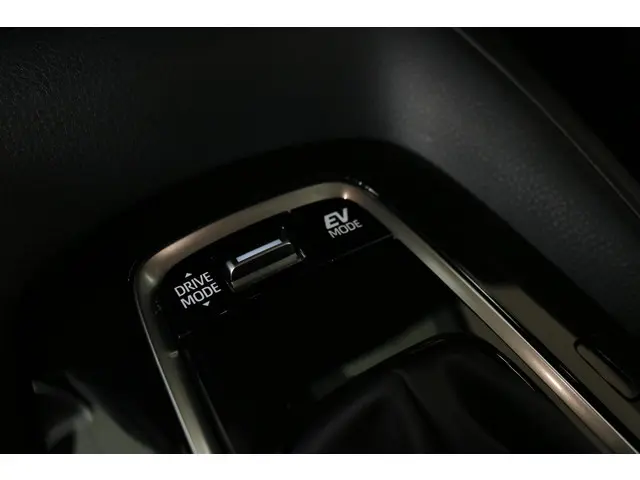 Toyota Corolla Hybrid 140 Dynamic, 2025 Hybride Benzine 35