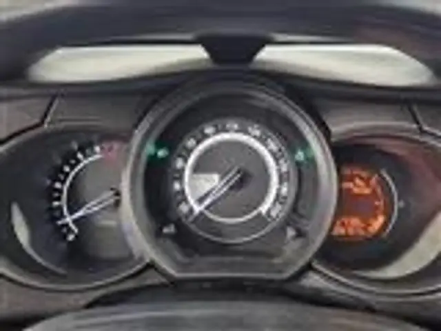 Citroën C3 1.2 PureTech Collection/ LAAG KM 2015 Benzine 5