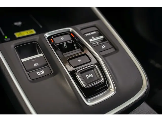 Honda CR-V 2.0i e:HEV 4WD ADVANCE 2024 Hybride Benzine 6