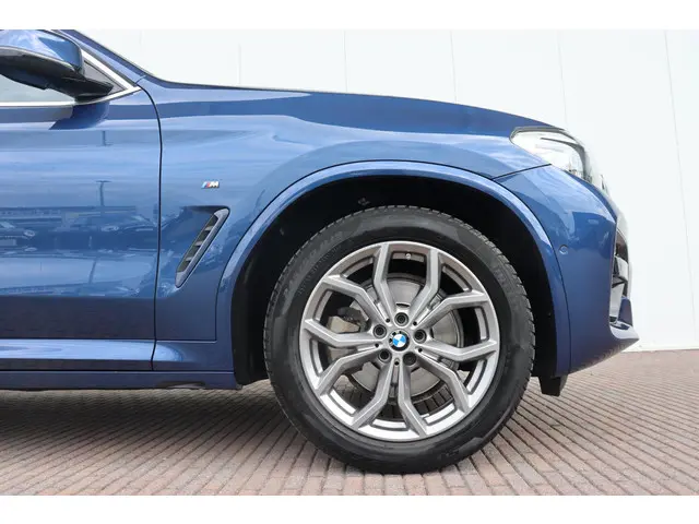 BMW X3 xDrive20i High Executive 2019 Benzine 5