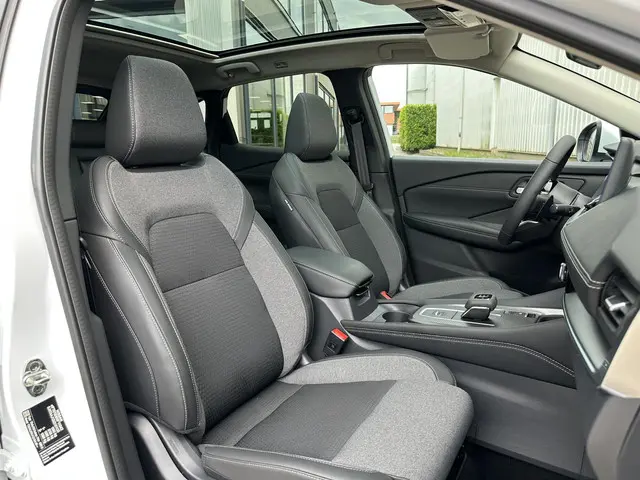 Nissan QASHQAI 1.3 MHEV Xtronic N-Connecta 2025 Benzine 42