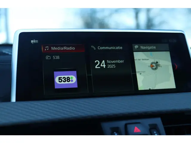 BMW X2 SDRIVE20I HIGH EXECUTIVE M-SPORT 2018 Benzine 27