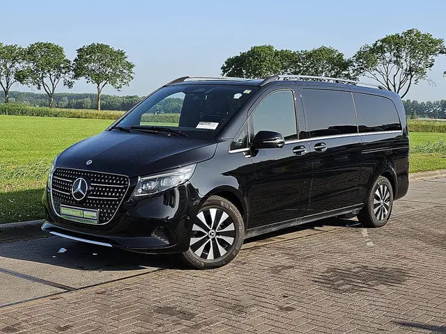 Mercedes-Benz V-Klasse 300 CDI 2024 Diesel 2