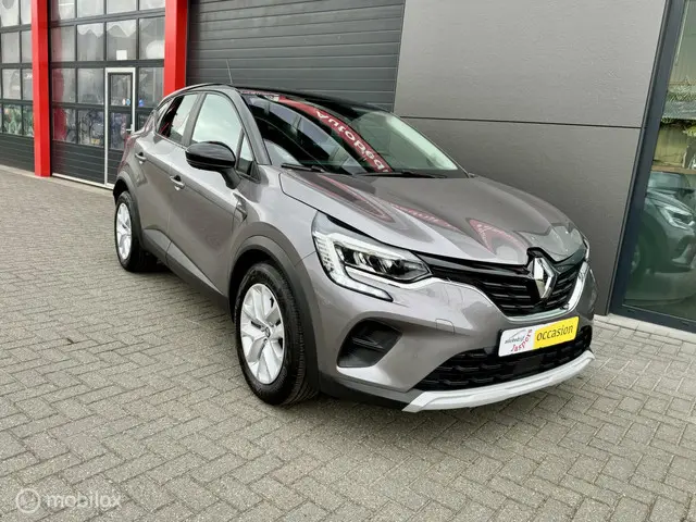 Renault Captur 1.0 TCe 90 evolution 2024 Benzine 2