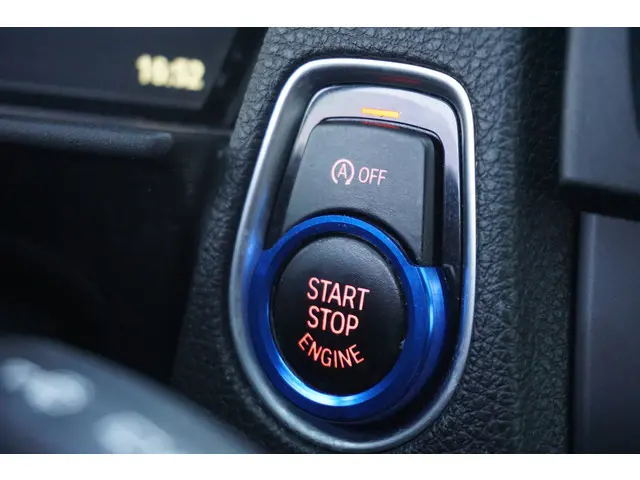 BMW 1 Serie 116i Executive 2014 Benzine 26