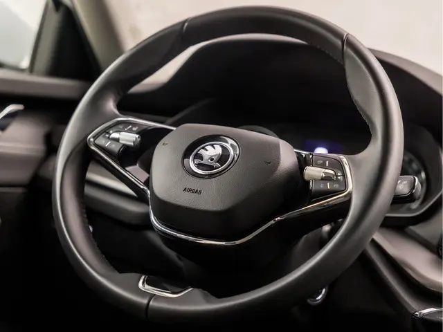 Škoda Octavia 1.0 e-TSI Sport 2023 Benzine 18