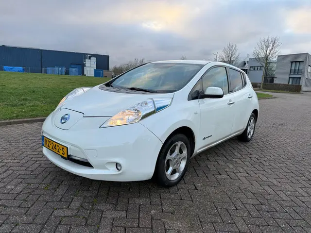 Nissan Leaf Acenta 30 kWh 2016 Elektrisch 2