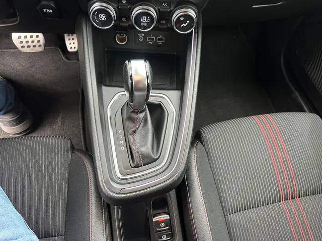 Renault Clio 1.3 TCe R.S. Line 2019 Benzine 26