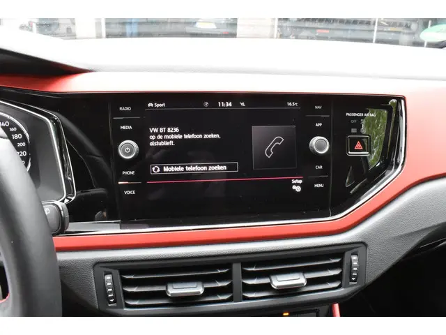 Volkswagen Polo 2.0 TSI GTI 2018 Benzine 21