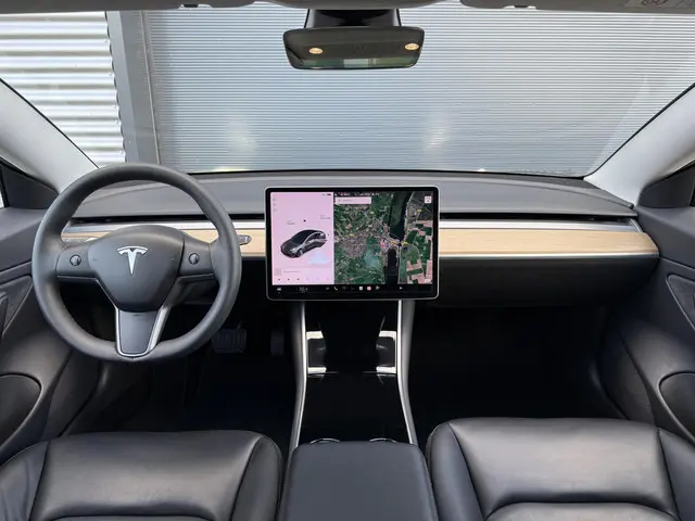 Tesla Model 3 Long Range AWD 75 kWh 2019 Elektrisch 8