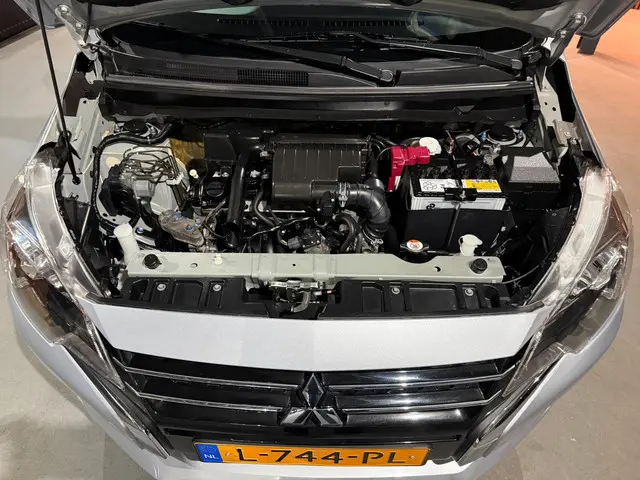 Mitsubishi Space Star | 1.2 Cool+ | NAP | 2021 Benzine 34