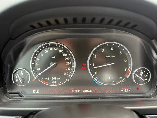 BMW 5 Serie 520i Executive |NL Auto| 2012 Benzine 55