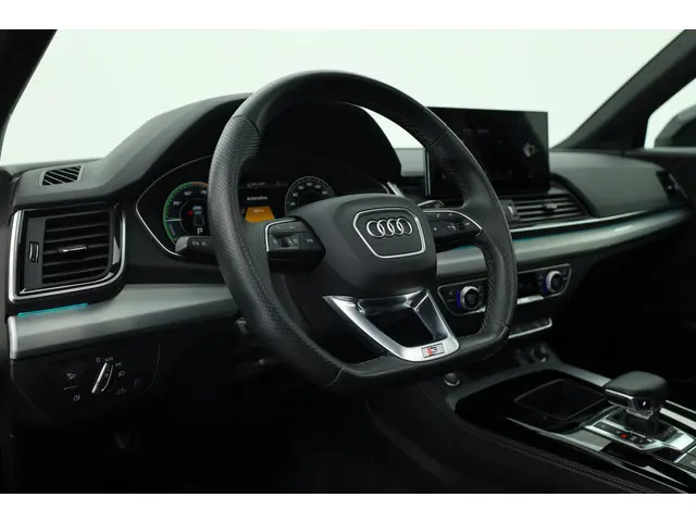 Audi Q5 55 TFSI e S Edition 2021 Hybride Benzine 6