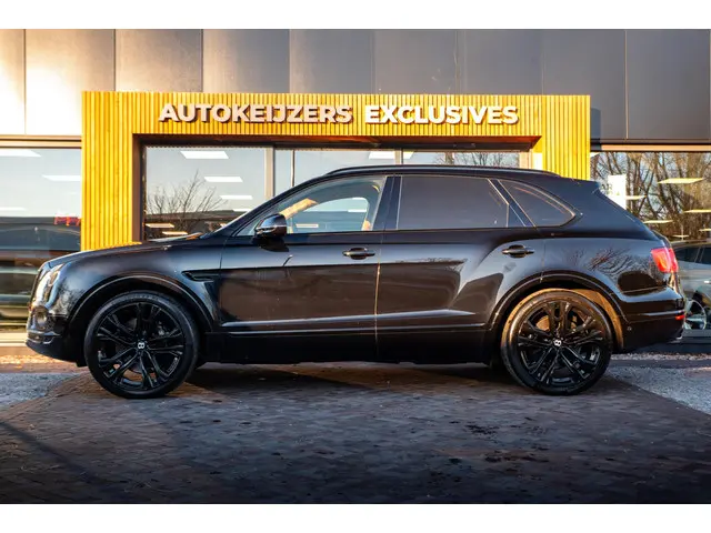 Bentley Bentayga 3