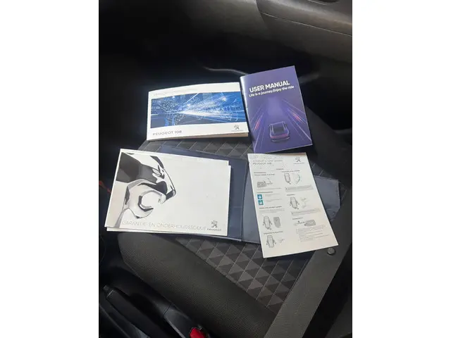 Peugeot 108 1.0 e-VTi Active 2021 Benzine 10