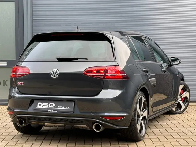 Volkswagen Golf 2.0 TSI GTI Performance 2014 Benzine 2