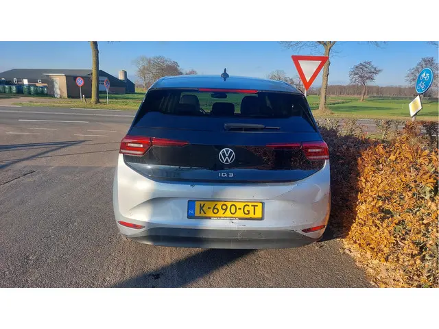 Volkswagen ID.3 Business 58 kWh 2020 Elektrisch 9