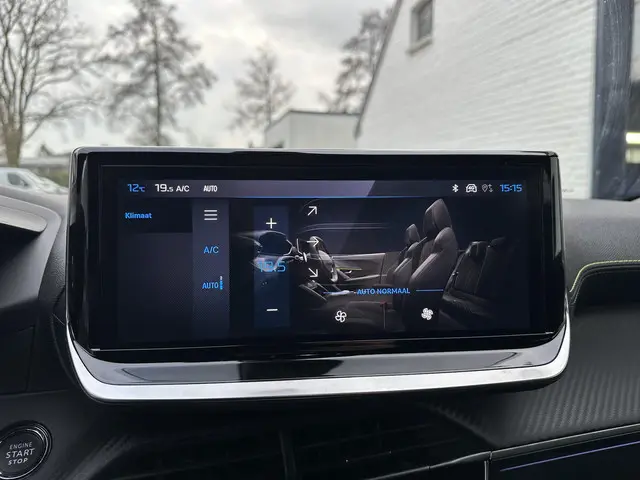 Peugeot 2008 1.2 Hybrid 145 PK GT 2025 Hybride Benzine 24