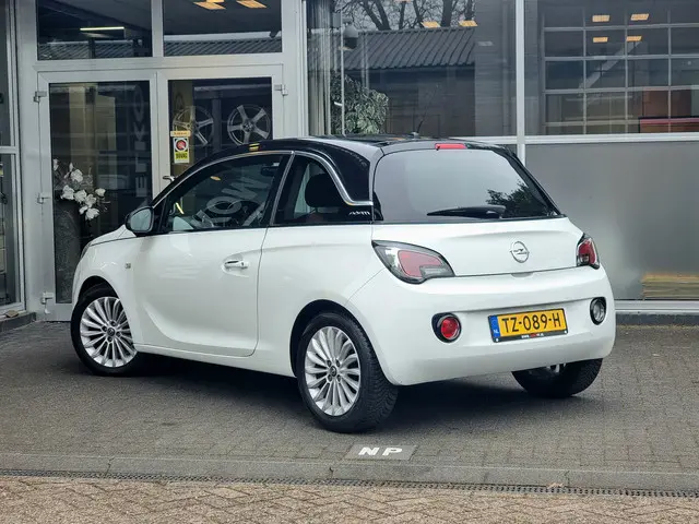 Opel ADAM 1.2 Jam 2013 Benzine 3