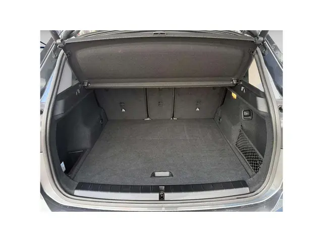 BMW X1 SDrive20i Executive, 1ste eigenaar 2017 Benzine 28