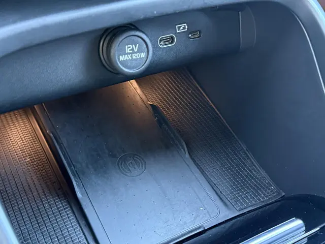 Volvo XC40 Recharge Plus 70 kWh 2022 Elektrisch 25