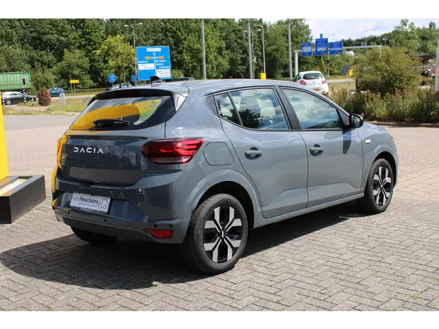 Dacia Sandero TCe 90 Journey 2025 Benzine 7