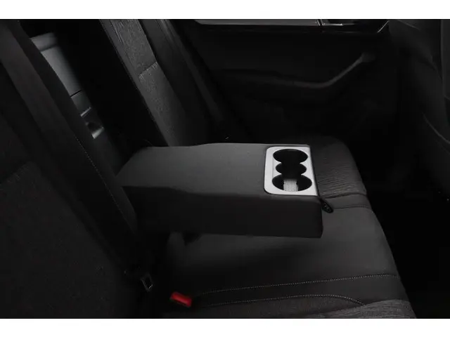 Škoda Karoq 1.5 TSI ACT Style Business 2019 Benzine 19