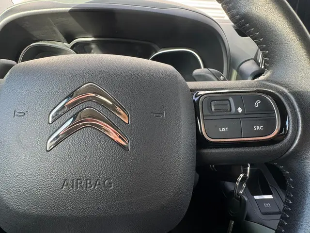 Citroën Berlingo 1.2 PureTech Shine 2020 Benzine 26