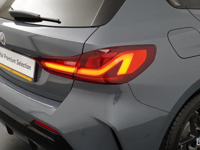 BMW 1 Serie 118i 2022 Benzine 26