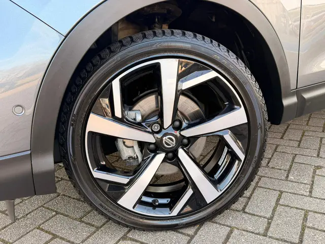 Nissan QASHQAI 1.3 DIG-T Tekna 2019 Benzine 22