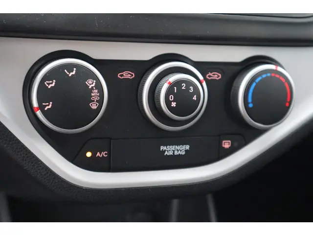 Kia Picanto 1.0 CVVT DESIGN EDITION 2013 Benzine 9
