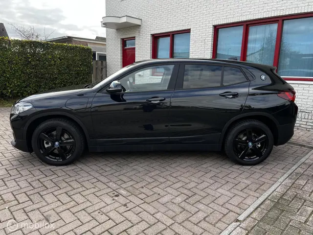 BMW X2 xDrive25e High Executive 2023 Hybride Benzine 3