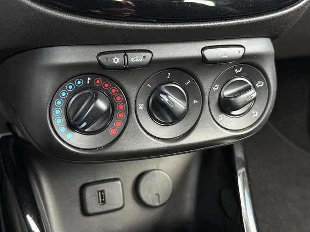 Opel ADAM 1.4 Glam CarPlay Airco 2019 Benzine 22